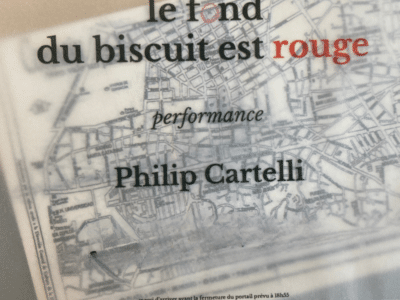 fond du biscuit est rouge cartelli