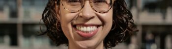 Photo portrait de Danielle Beaujon, titulaire de la Chaire Sciences Po Aix / Iméra – Albert Hirschman : Les passions identitaires entre Europe et Méditerranée.